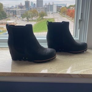 Sorel wedge boots